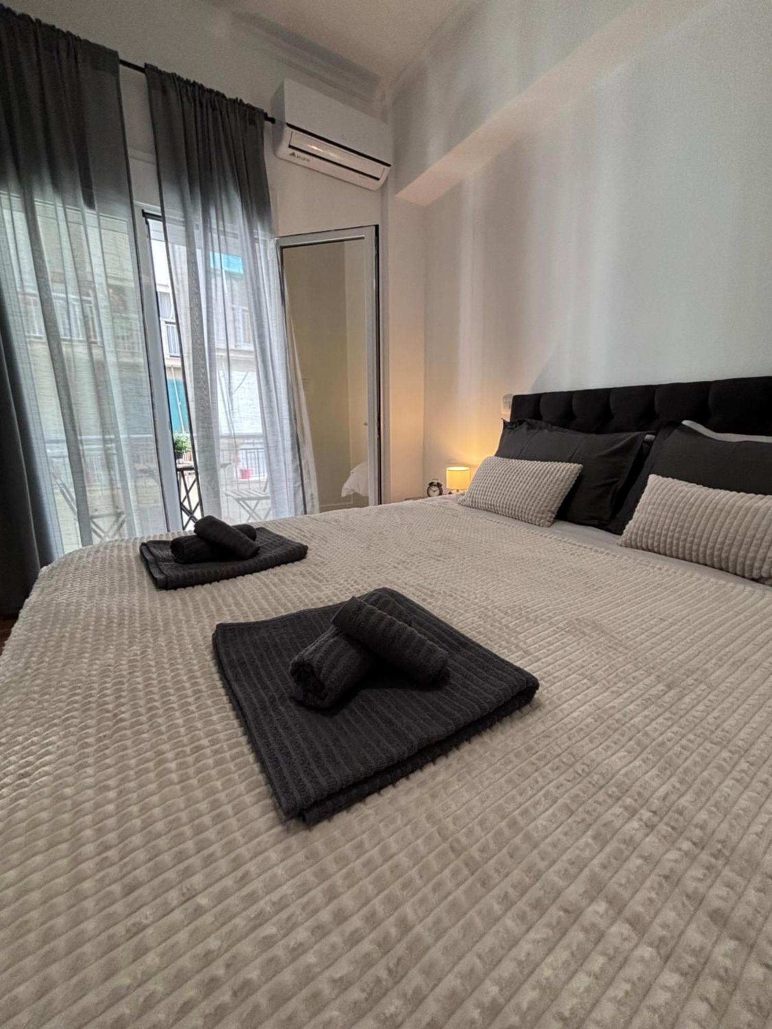 Cozy Apartment In The Heart Of Atény Exteriér fotografie