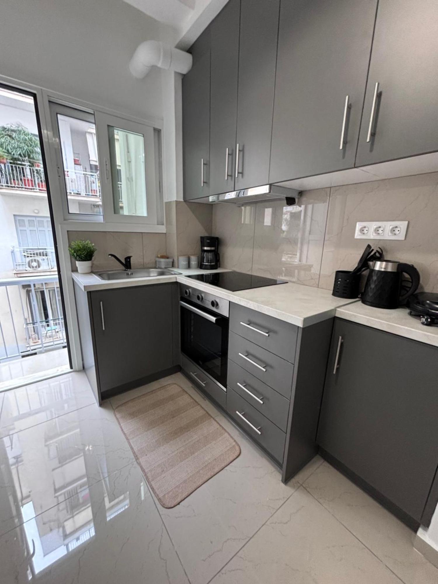 Cozy Apartment In The Heart Of Atény Exteriér fotografie