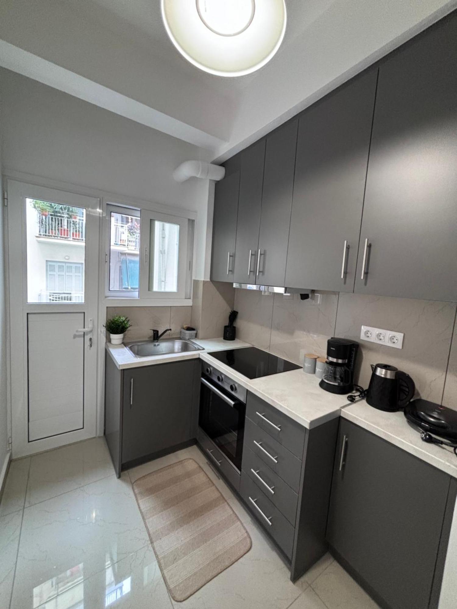 Cozy Apartment In The Heart Of Atény Exteriér fotografie